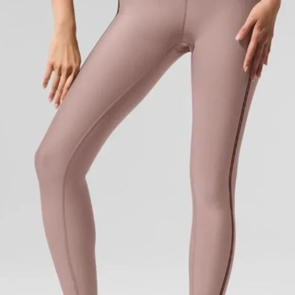 ALO Airlift High-Waist 7/8 Line Up Legging Taupe MEDIUM - Picture 2 of 9